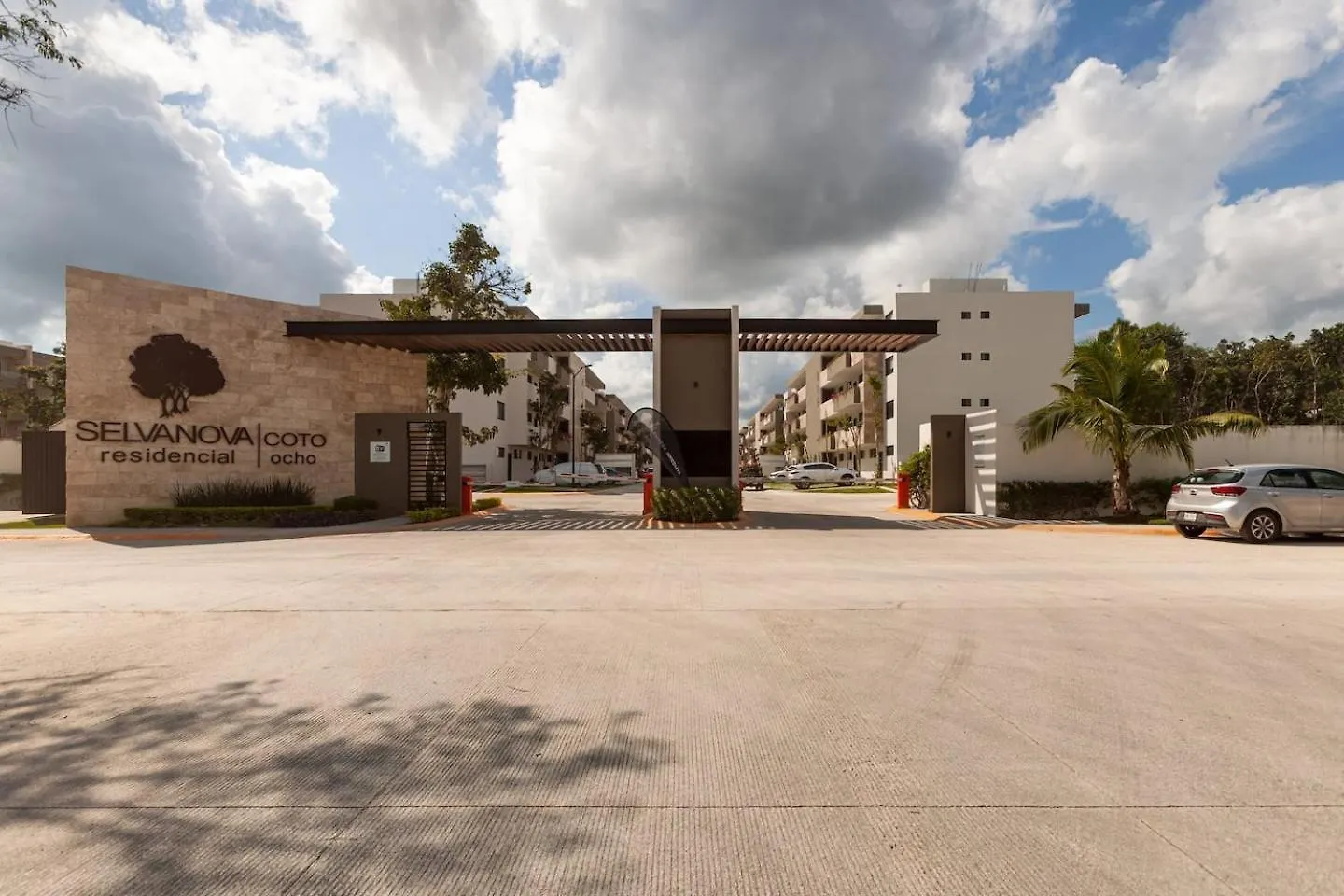 בית נופש פלאייה דל כרמן Coto8 Selvanova Gated, Wifi 200Bm, King,6Pools